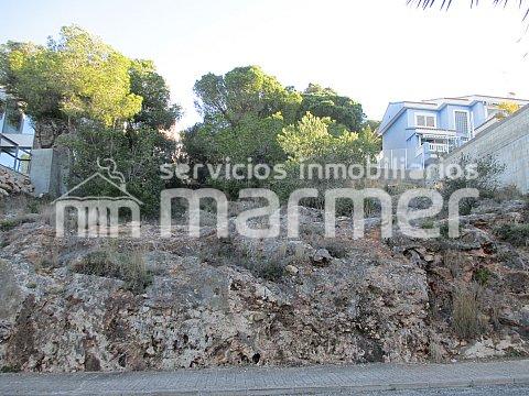 Parcela Urbanizable de 900 Metros Cuadrados en la Zona de Bonavista con Vistas a la Montaña Oportunidad!!!!