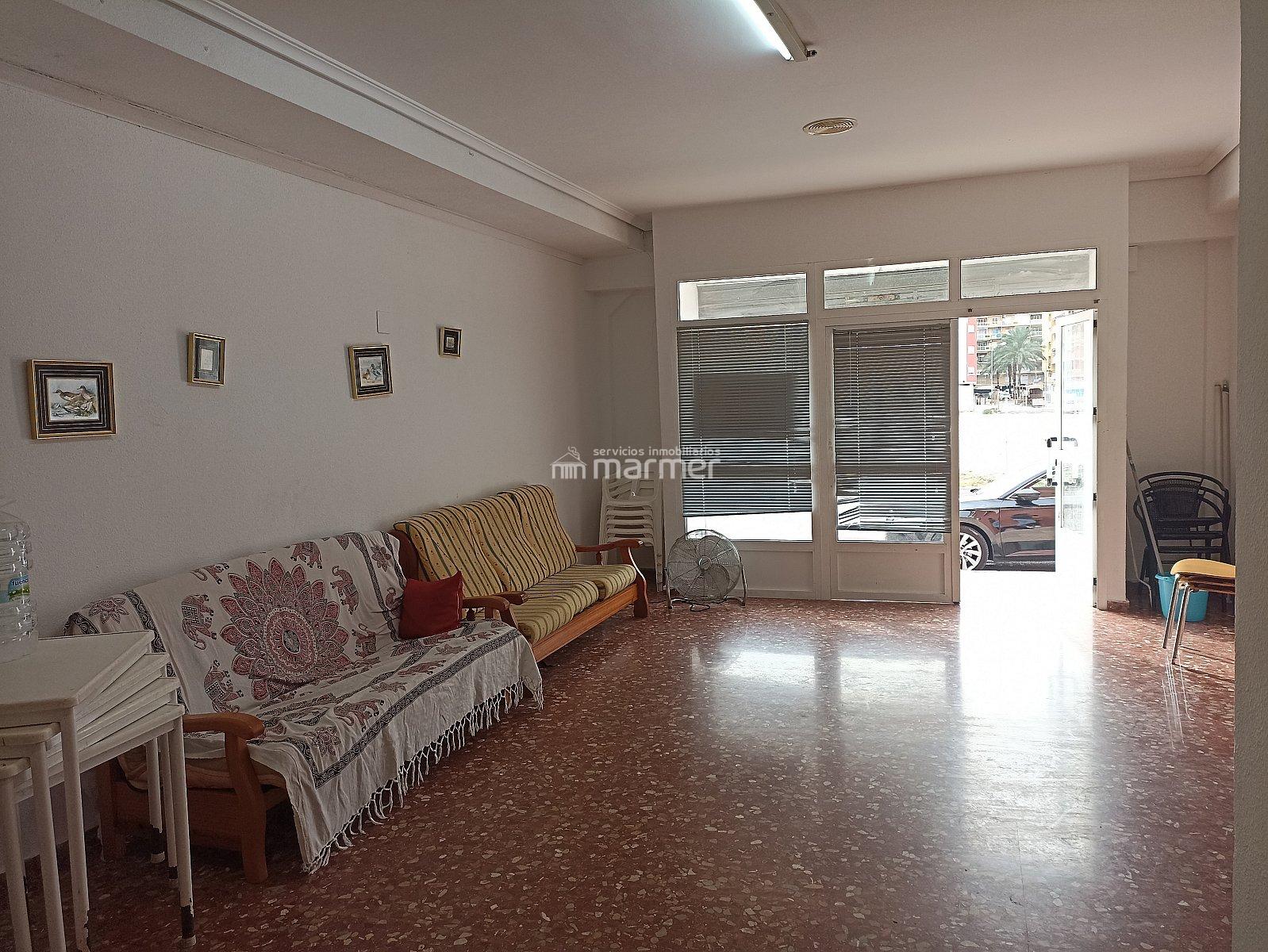 Local Habilitado como Vivienda en Excelente Estado Amueblada y con Electrodomésticos a 50 Metros de la Playa de San Antonio Oportunidad!!!!