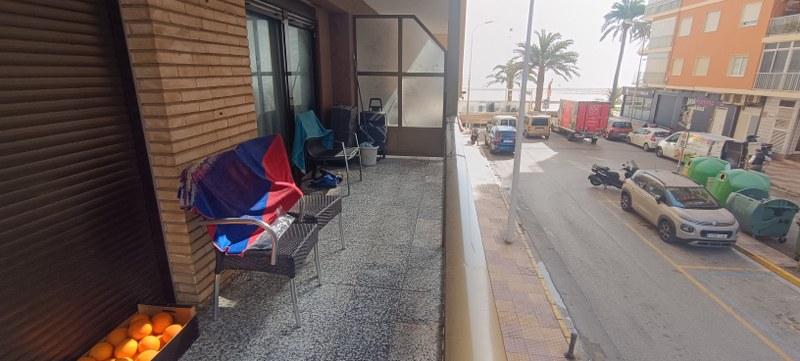 Apartamento en 2ª Línea de Playa Vistas Laterales al Mar y a la Calle 90 Metros Cuadrados para Reformar Oportunidad!!!!