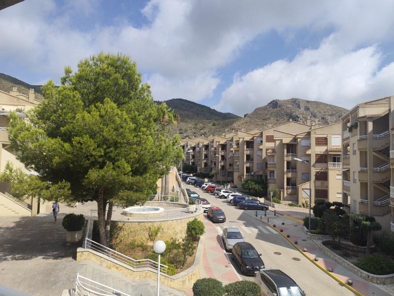 Playa del Racó Terraza Exterior de 35 Metros Cuadrados y Vistas Parciales al Mar y a la Montaña Complejo con Piscina, Tenis, Club Social, Etc.... Oportunidad!!!!