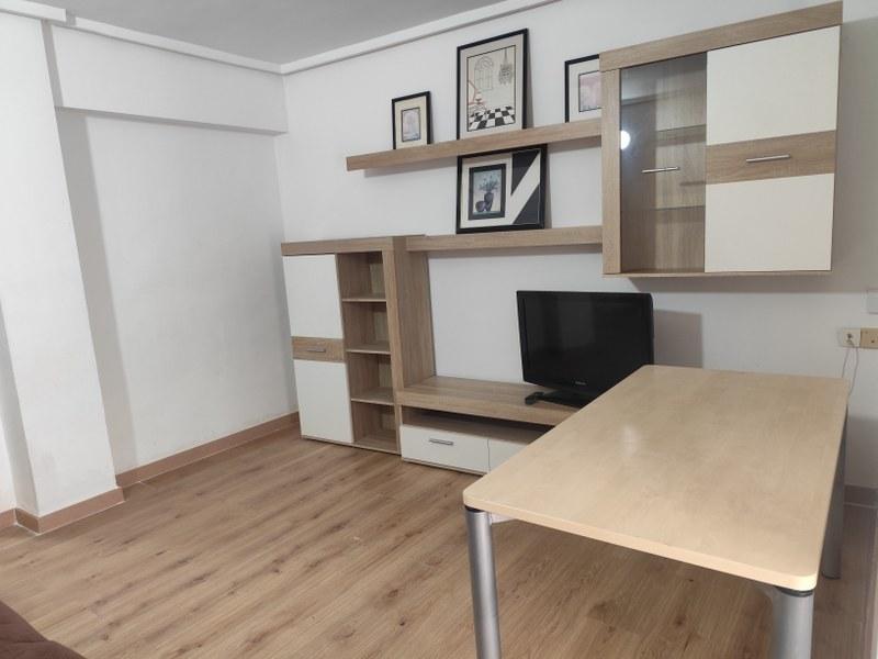 Playa de San Antonio en Buen Estado y Amueblado 2 Habitaciones y 1 Baño Completo Situado a 20 Metros del Paseo Marítimo de Cullera Oportunidad!!!!