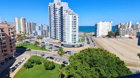 Ático Vistas Estupendas al Mar a la Ciudad y a la Montaña con Piscina Duchas y Club Social Situado a 150 Metros de la Playa y del Paseo Marítimo de Cullera!!!!