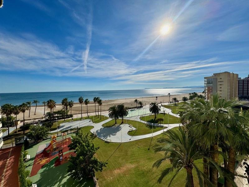 Playa del Racó Apartamento con 3 Habitaciones Dobles y 2 Baños Completos en Excelente Estado Complejo con Piscina, tenis, Padel y Plaza de Garaje en Propiedad!!!!